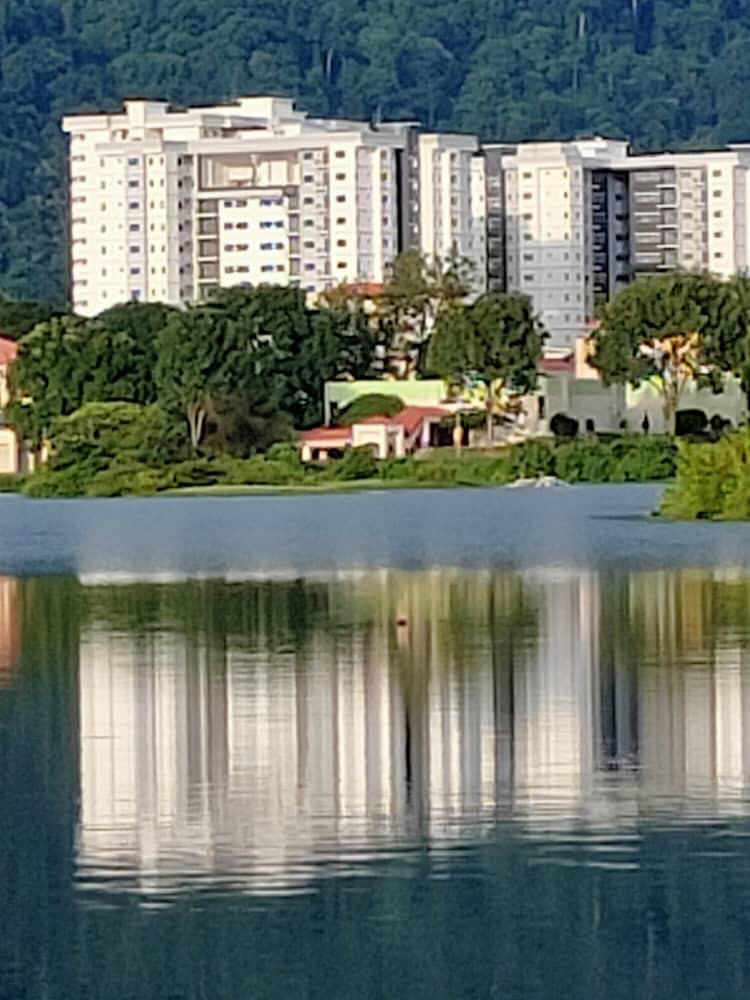 Kampar Lake Campus Condominiums @ Perak